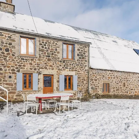 Дом отдыха Face Au Puy Mary - Avec Jardin Et Parking