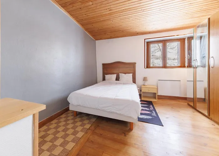 Face Au Puy Mary - Avec Jardin Et Parking Cheylade